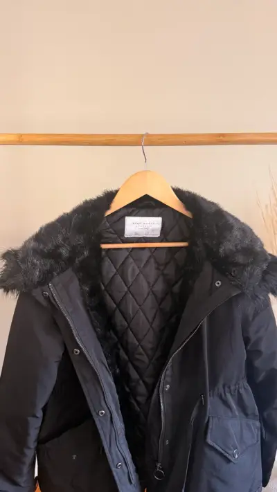Parka negra Zara - miniatura 3