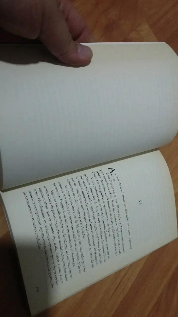 Libro 'La Edad de los Milagros' de Karen Thompson Walker - 5