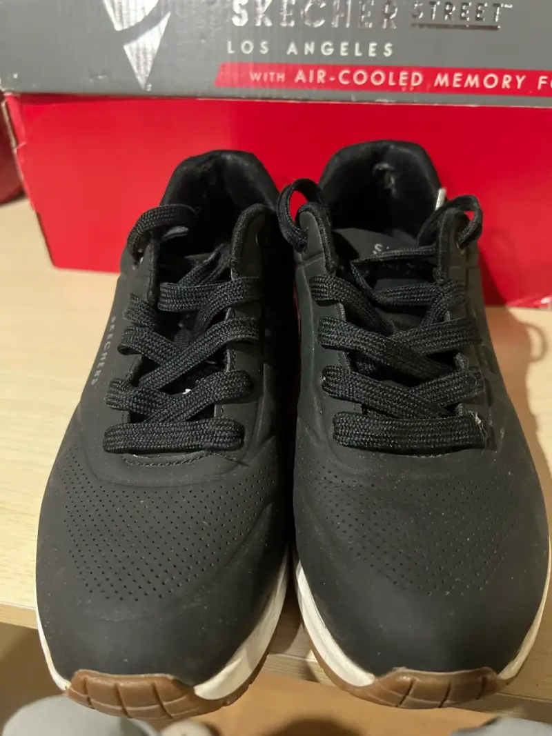 Zapatillas negras Skechers para mujer talla 35 - 2
