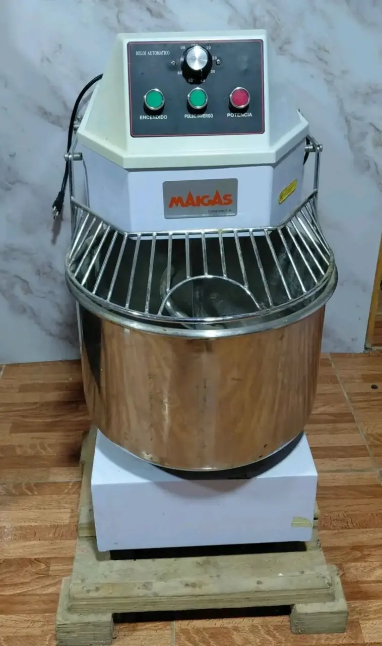 Amasadora industrial Maigas con tazón de acero - 2