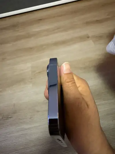 iPhone 13Pro 256g batería al 81% concaja original - miniatura 6