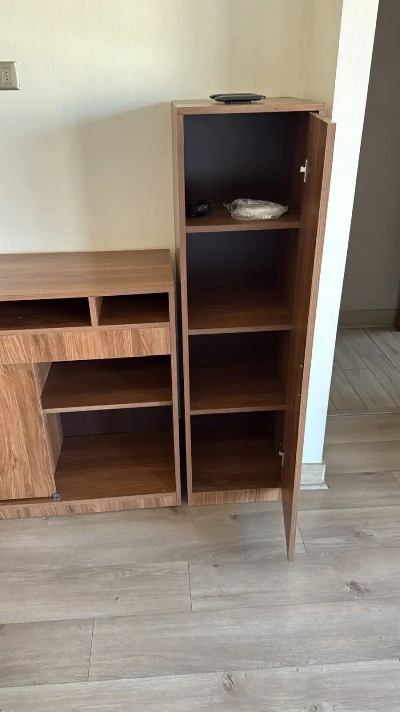 Mueble de TV de madera con almacenamiento - 5