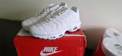 Zapatillas Nike Air Max Plus Blancas - miniatura 4