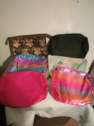 Set de bolsos de mano multicolor con brillo - miniatura 2
