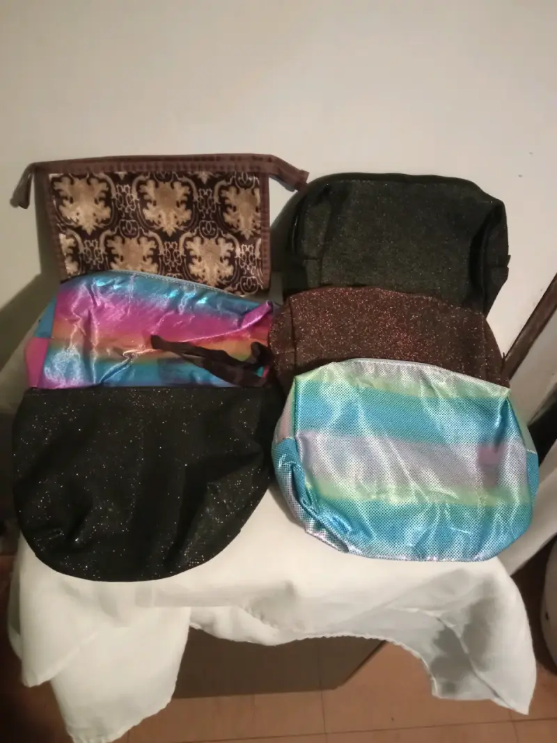 Set de bolsos de mano multicolor con brillo - 5