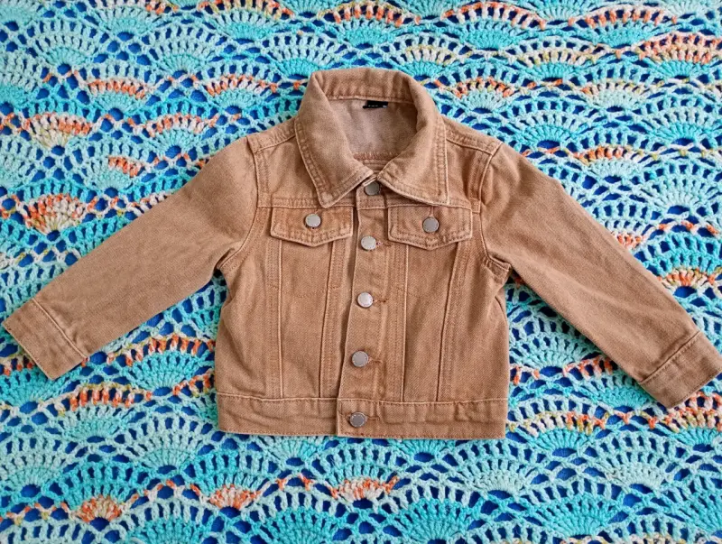Conjunto infantil chaqueta y pantalón cargo beige - 2