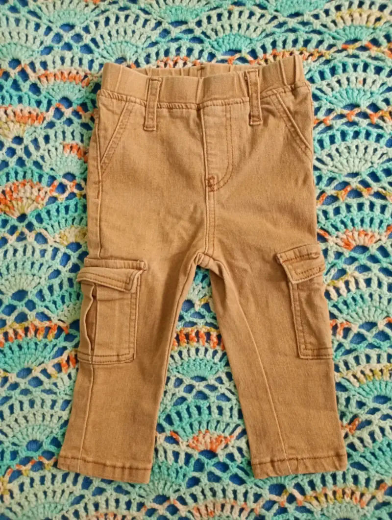 Conjunto infantil chaqueta y pantalón cargo beige - 3