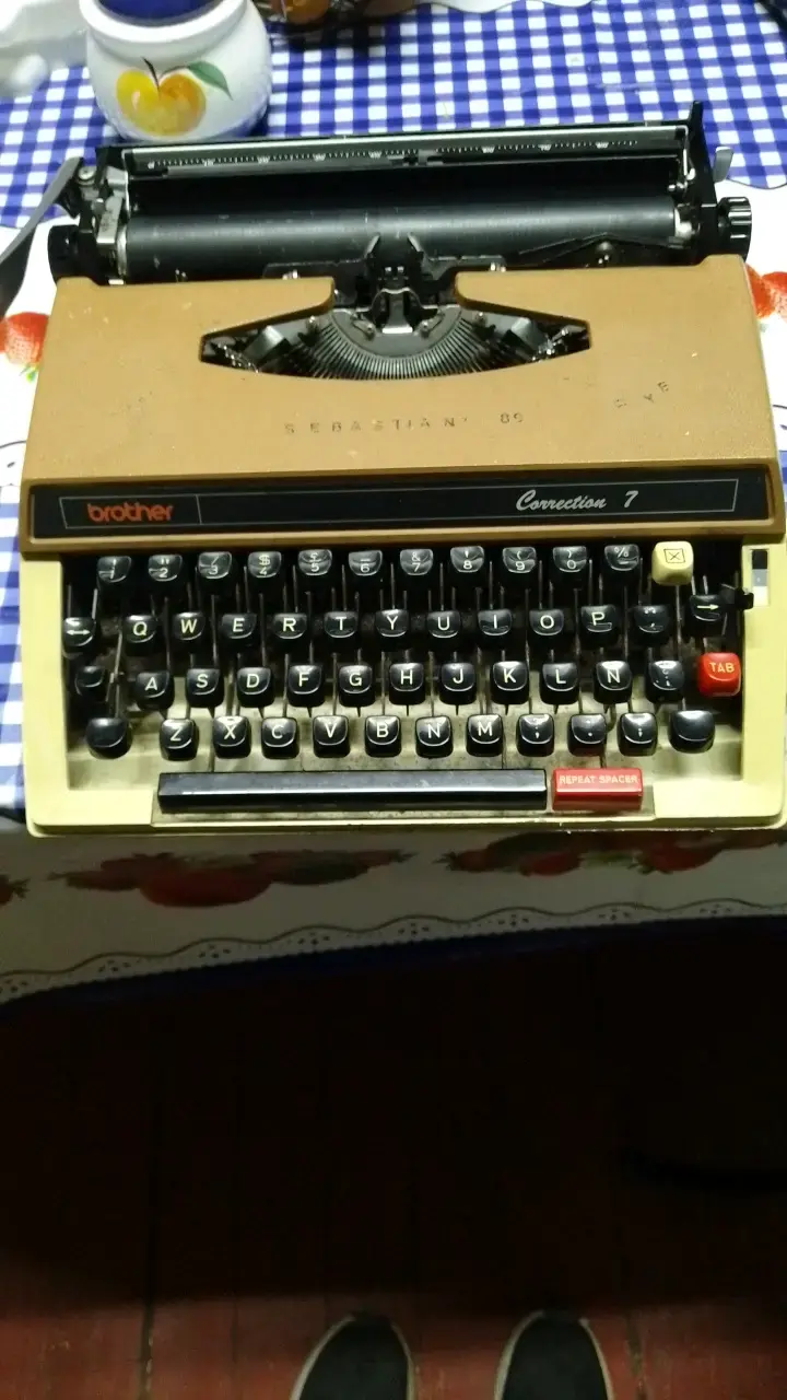 Máquina de escribir Brother Correction 7 vintage - 2