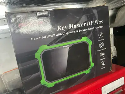 Equipo de Diagnóstico y Programación OBDSTAR X300 DP - miniatura 3