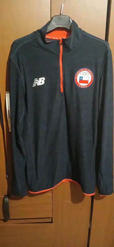 Polerón Team Chile New Balance azul oscuro - miniatura 1