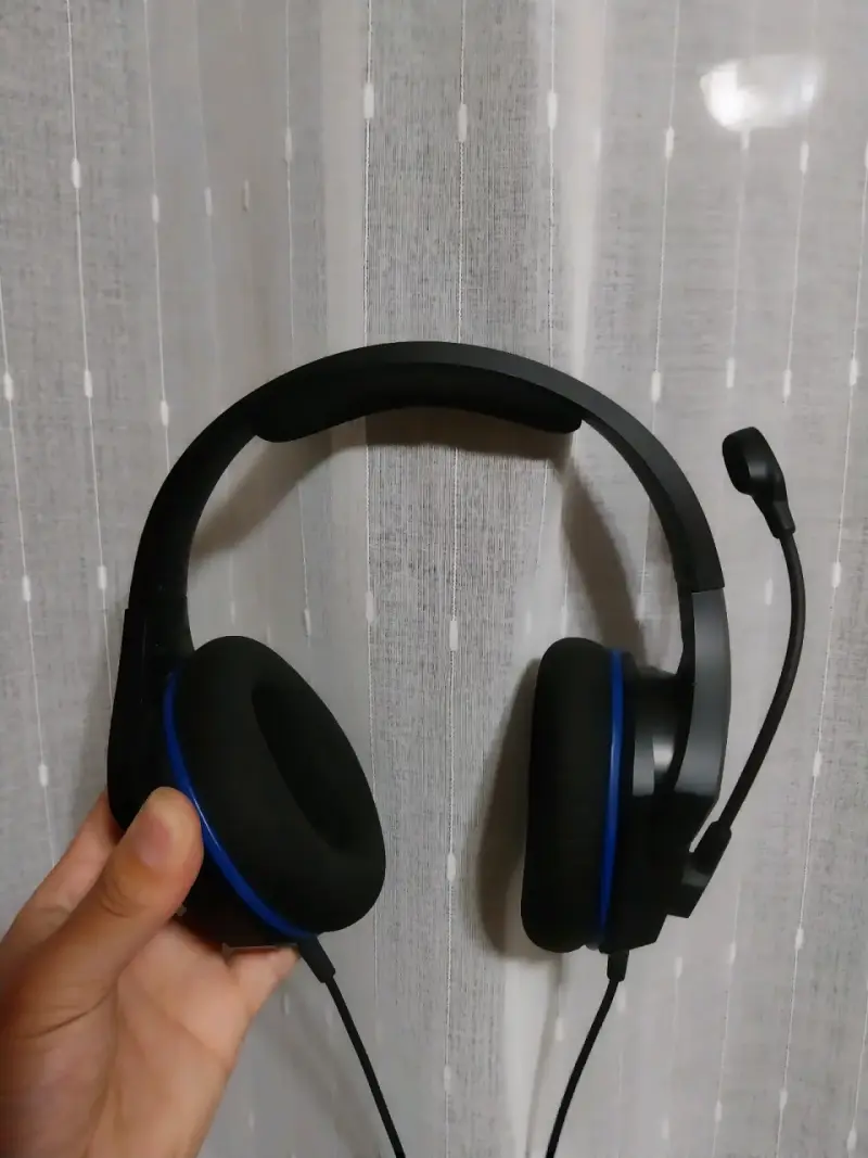 Auriculares gaming HyperX con micrófono - 2