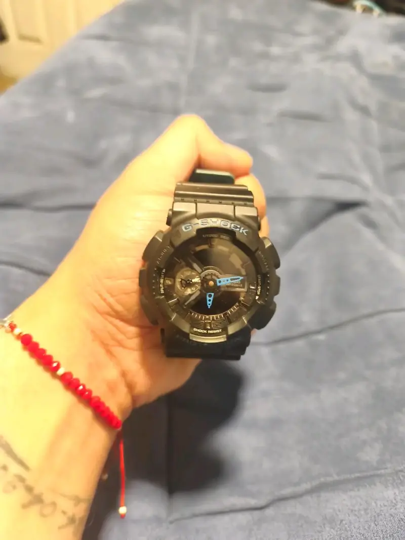Reloj Casio G-Shock Negro Resistente - 1