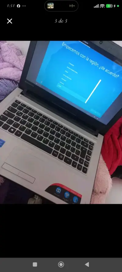 Laptop Lenovo Ideapad 300 con Intel Pentium - miniatura 2