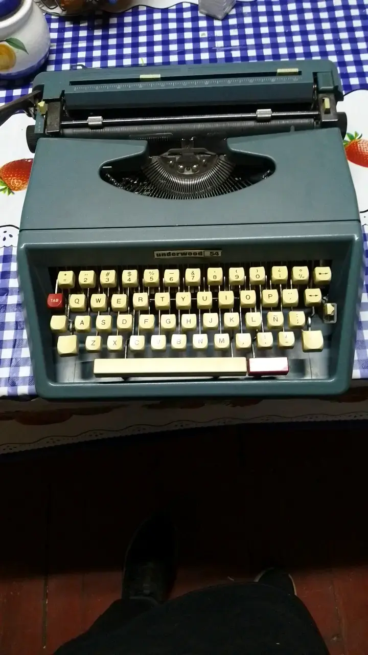 Máquina de escribir vintage Underwood 54 - 2