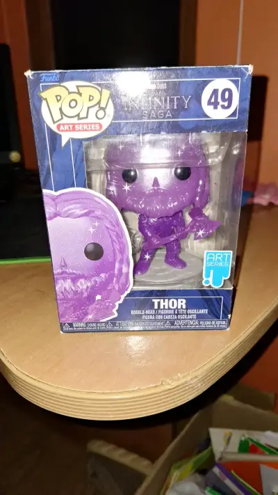 Funko Pop Art Series Thor Infinity Saga - miniatura 1