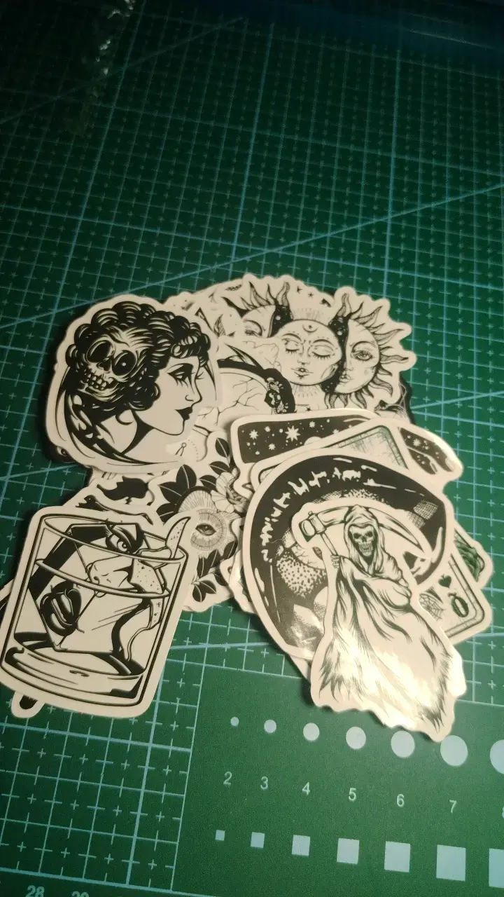Set de stickers artísticos en blanco y negro - 2
