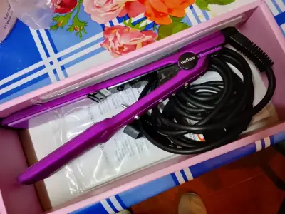 Plancha de Pelo Siegen Bright Purple con Regulador de Temperatura - miniatura 2