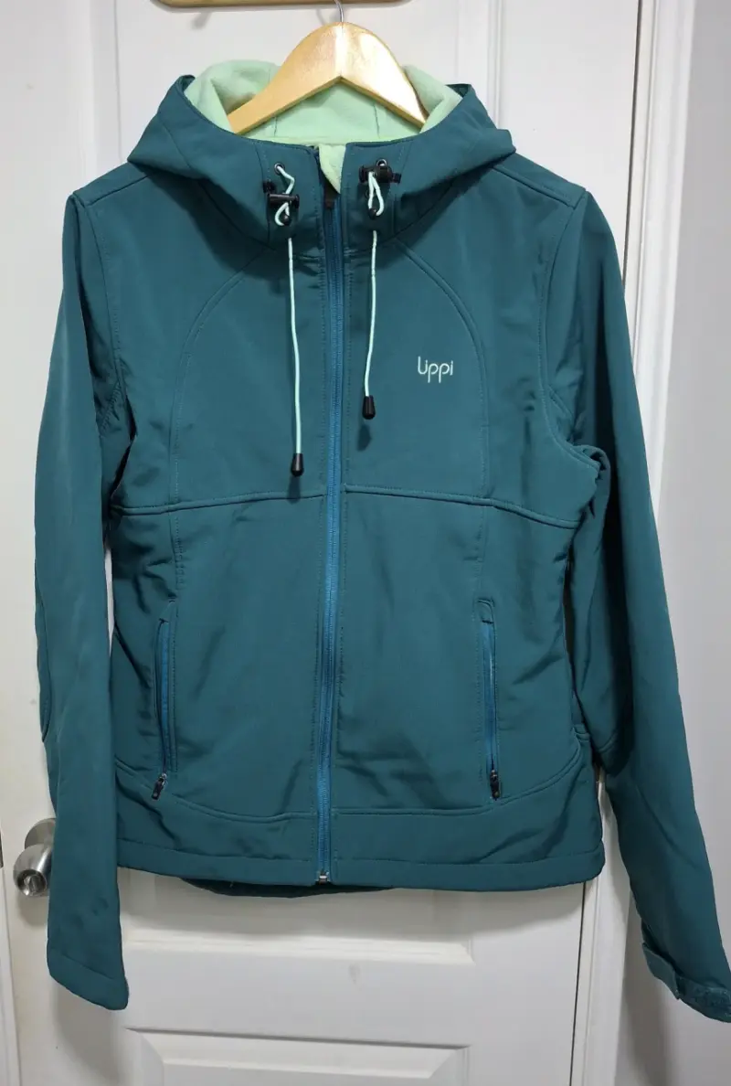 Chaqueta deportiva con capucha Uppii verde