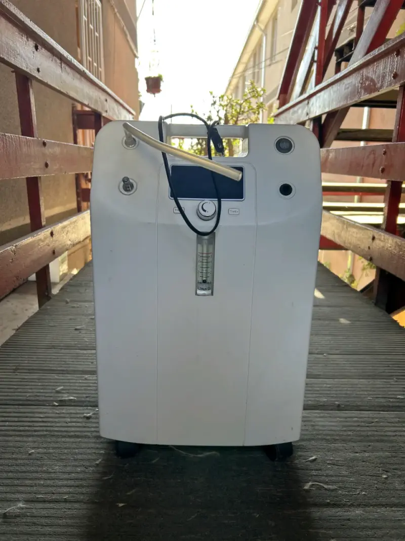 Concentrador de Oxígeno Portátil KJR-Y51W - 2