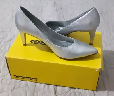 Zapatos de Cuero Plateados Bottero - miniatura 1