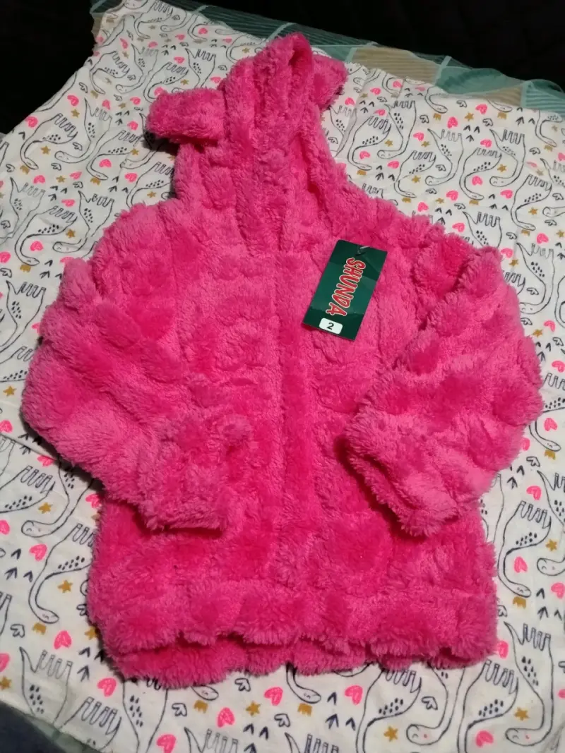 Pijama enterizo de felpa rosa para niña - 1