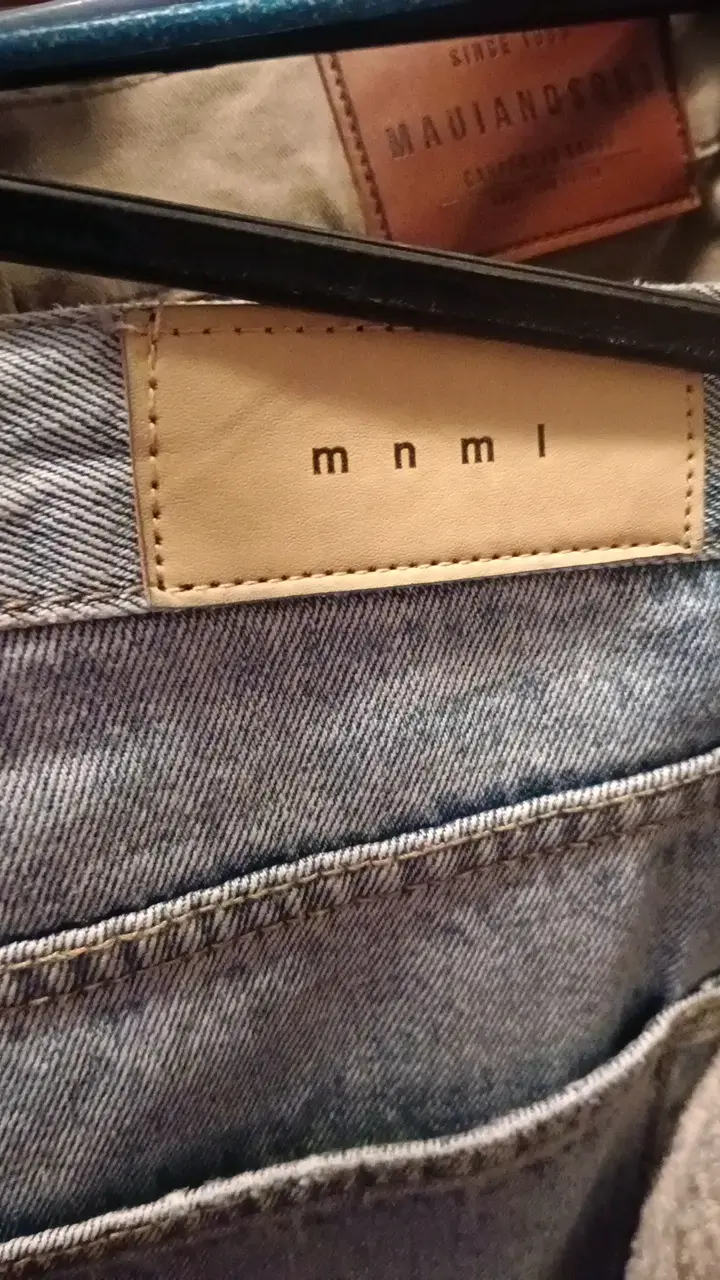 Jeans desgastados de mezclilla azul claro - 2