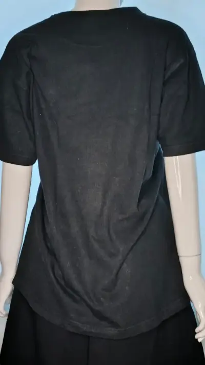 Línea Urban - Polera Anime Yutsuki Onomiya XL - miniatura 2