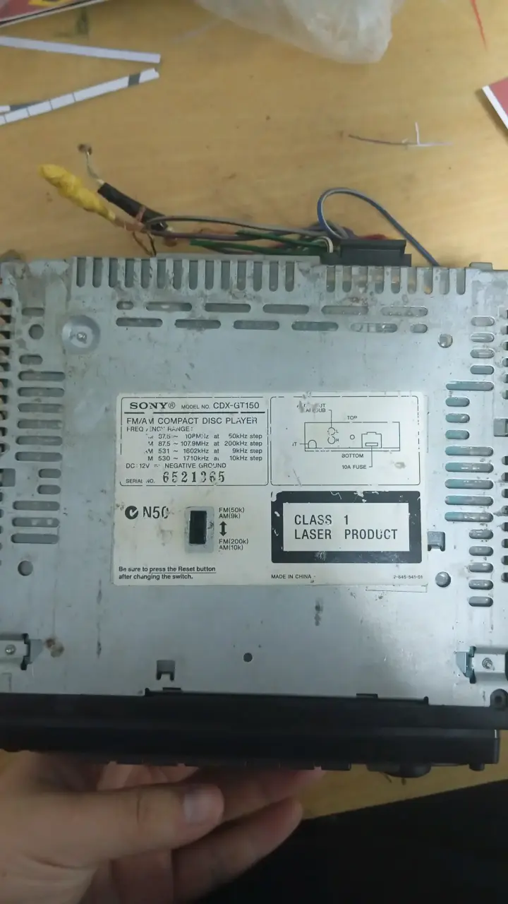 Radio para auto Sony CDX-GT160 con CD - 2