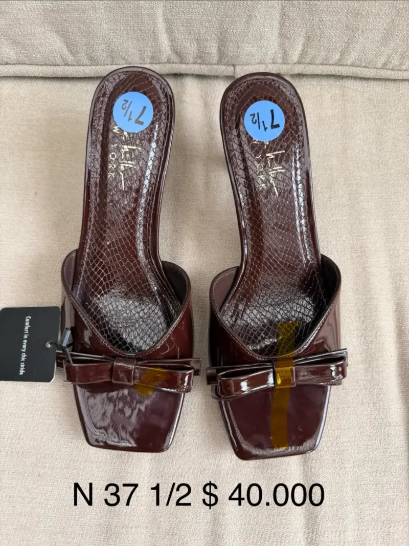 Sandalias de tacón Nicole Miller - 1