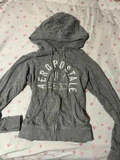 Polerón con capucha gris Aeropostale para mujer XS - miniatura 1
