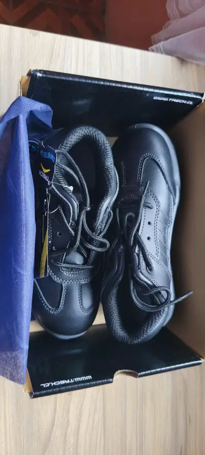 Zapatos de seguridad Treck negros 39 - miniatura 1