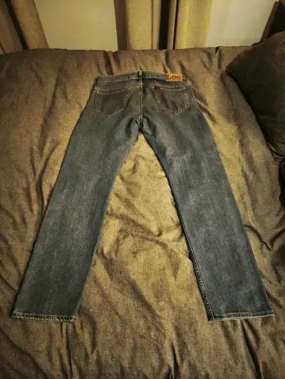 Jeans Lee clásicos azul denim para hombre - miniatura 2