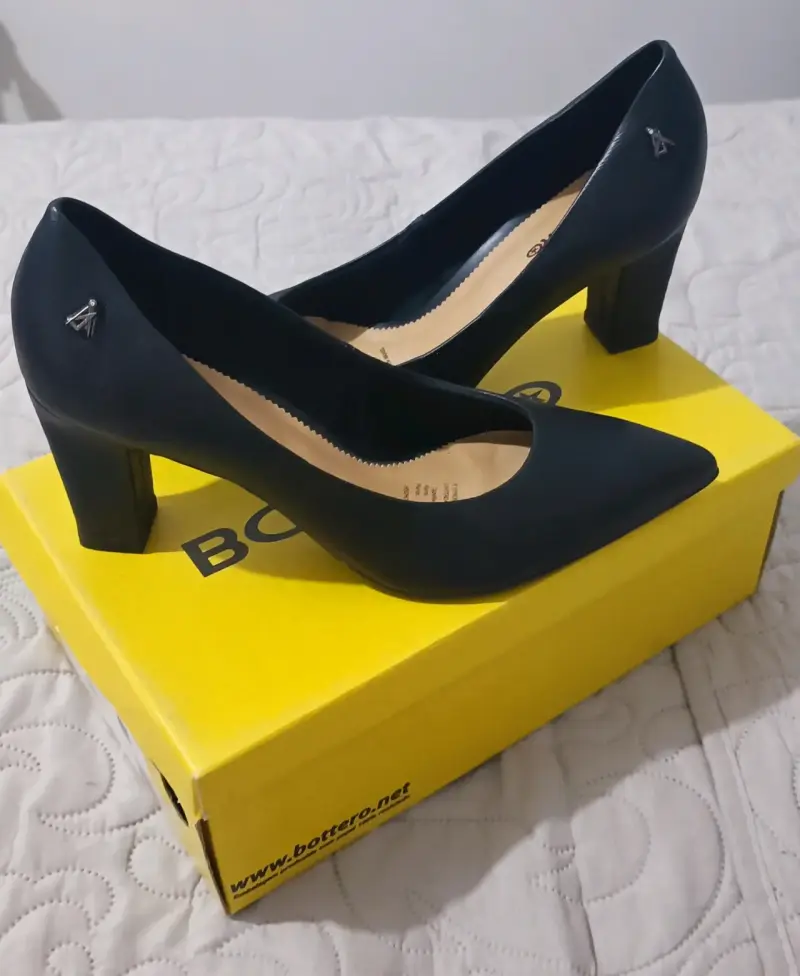 Zapatos de cuero negro Bottero elegantes - 1