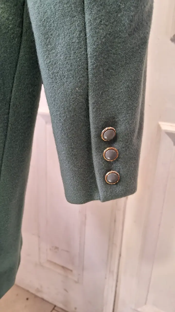 Abrigo verde elegante para mujer - 4