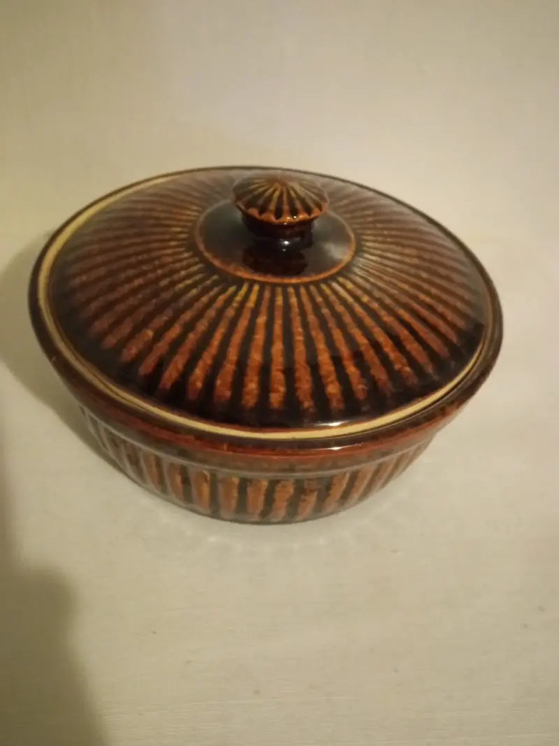 Cazuela de cerámica Lota con tapa - 6