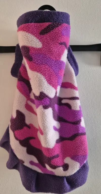 Abrigo para perro camuflaje rosa y morado - miniatura 1