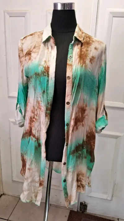 Blusa larga tie-dye verde y marrón - miniatura 2