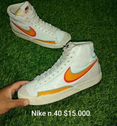 Zapatillas Nike Blancas Talla 40 - miniatura 1