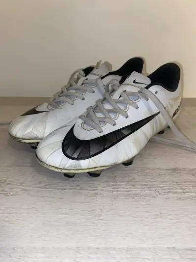 Zapatillas Nike Mercurial talla 40.5 - miniatura 1