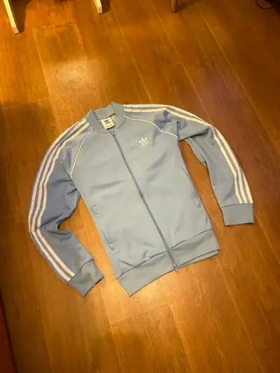 Chaqueta deportiva azul Adidas con cierre - miniatura 1