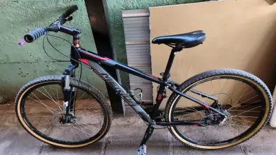 Bicicleta de montaña Merida 500 negra - miniatura 1