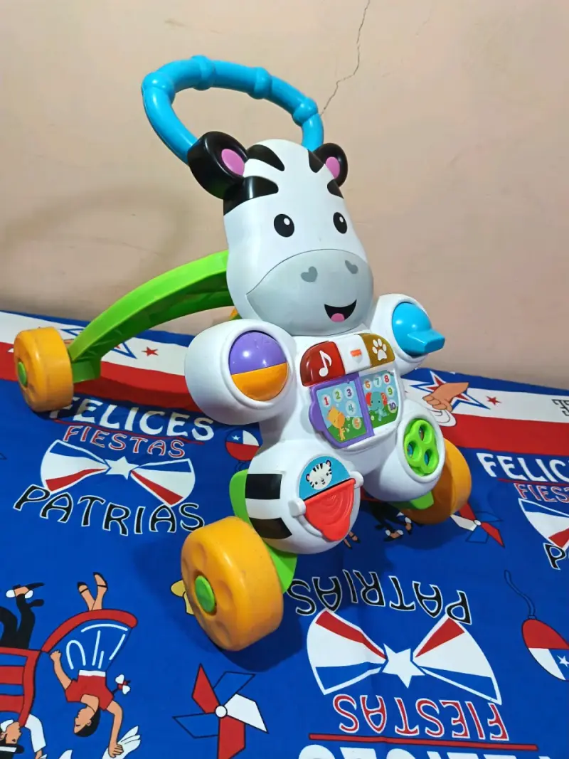 Andador infantil con diseño de cebra interactivo - 2