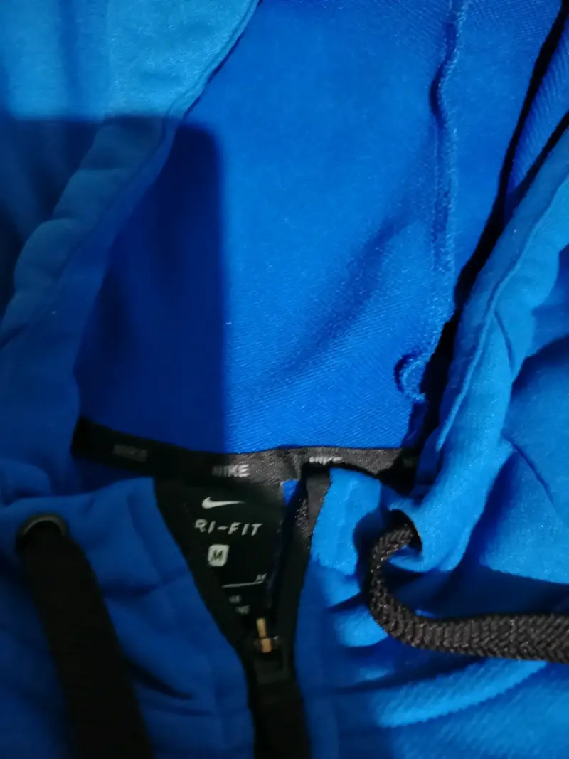 Polerón Nike azul con capucha y cierre - 4