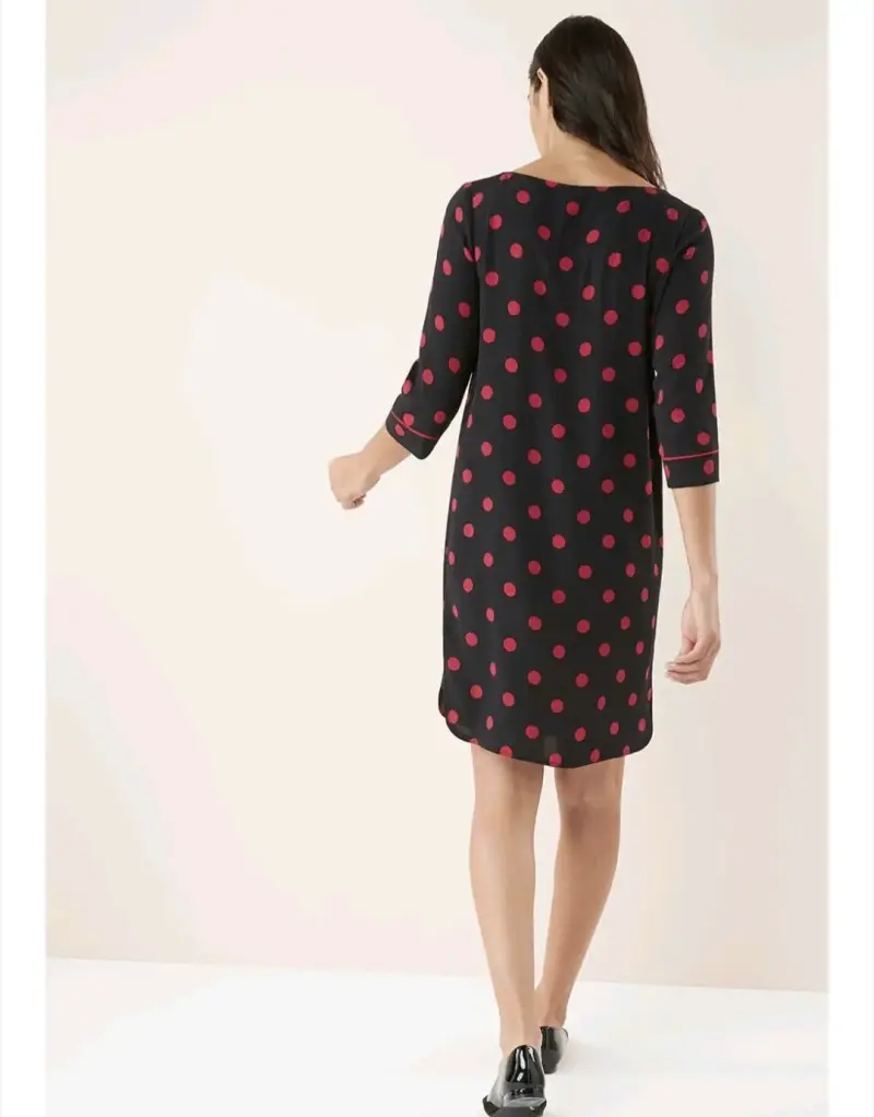 Vestido negro con lunares rojos de manga 3/4 - 5