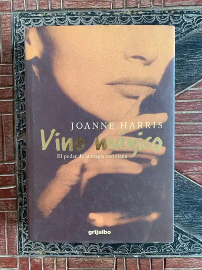 Libro 'Vino Mágico' de Joanne Harris - miniatura 1