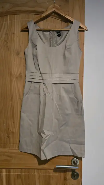 Vestido beige elegante talla 36 - miniatura 1