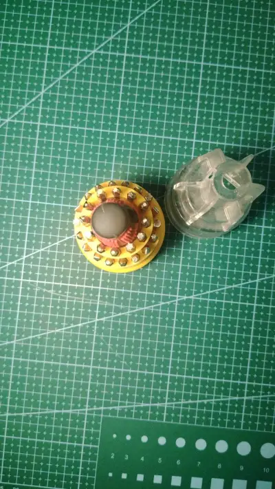 Juego de destornilladores de precisión 31 en 1 - miniatura 1