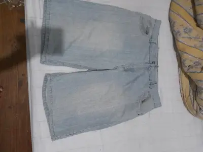 Bermudas de mezclilla azul claro Second Image talla L - miniatura 1