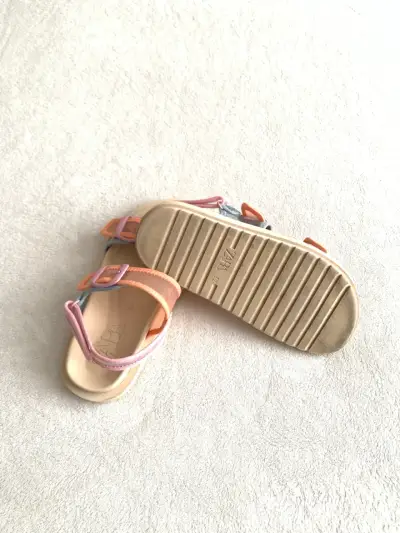 Sandalias de niña color rosa y naranja Zara - miniatura 3