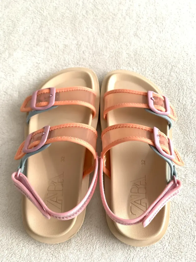 Sandalias de niña color rosa y naranja Zara - 4